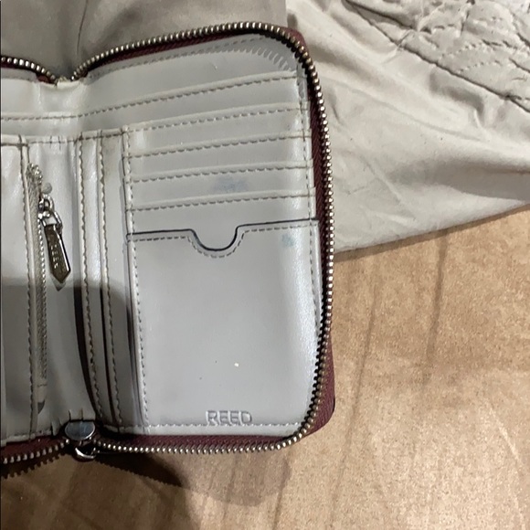 Red Reed Wallet - Picture 3 of 4